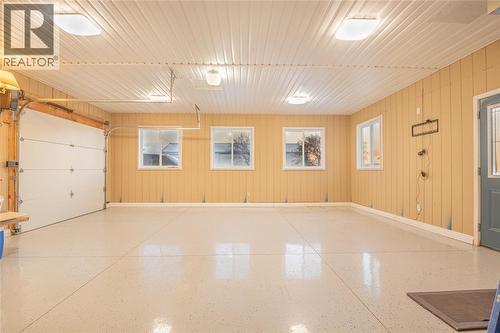 1371 Petrolia Line, St Clair, ON - Indoor Photo Showing Garage