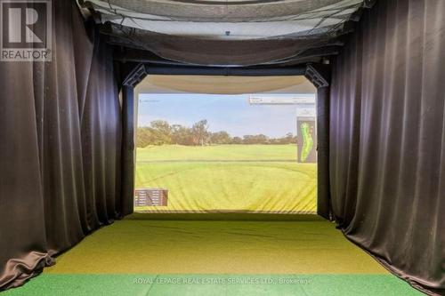 528 - 7900 Bathurst Street, Vaughan, ON - Indoor