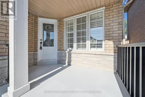 7562 Black Walnut Trail, Mississauga, ON - Outdoor