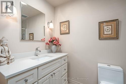 5 - 1580 Kerns Road, Burlington, ON - Indoor Photo Showing Bathroom
