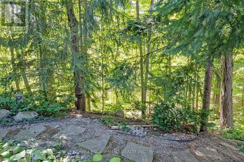 5 - 1580 Kerns Road, Burlington, ON - Outdoor