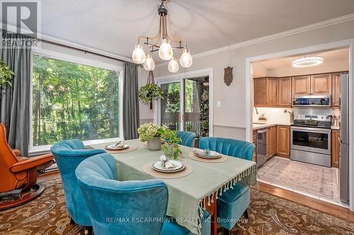5 - 1580 Kerns Road, Burlington, ON - Indoor Photo Showing Dining Room