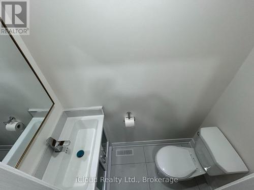 88 - 400 Mississauga Valley Boulevard, Mississauga, ON - Indoor Photo Showing Bathroom