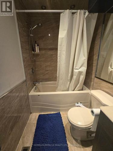 35 Jay Street, Brampton, ON - Indoor Photo Showing Bathroom