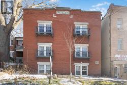 4 - 85 BEECH AVENUE  Toronto, ON M4E 3H5