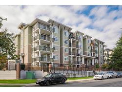 111 20696 EASTLEIGH CRESCENT  Langley, BC V3A 0M3