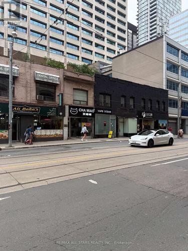 Unit D - 209 Dundas Street W, Toronto, ON 