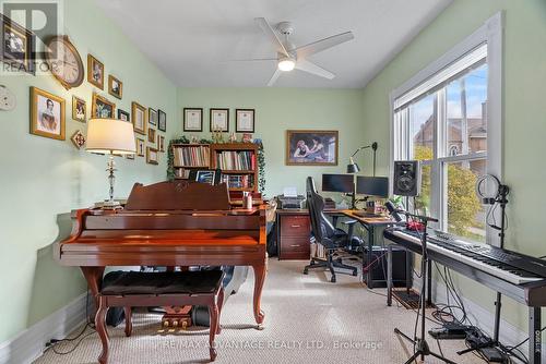 33 St Patrick Street, London North (North N), ON - Indoor Photo Showing Office