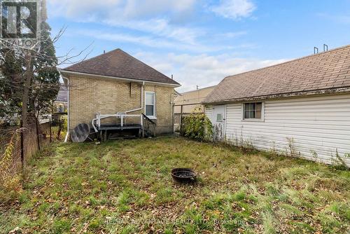 33 St Patrick Street, London North (North N), ON - Outdoor