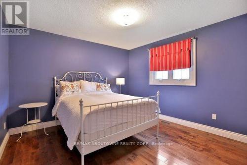 263 Princess Royal Court, Oakville, ON - Indoor Photo Showing Bedroom