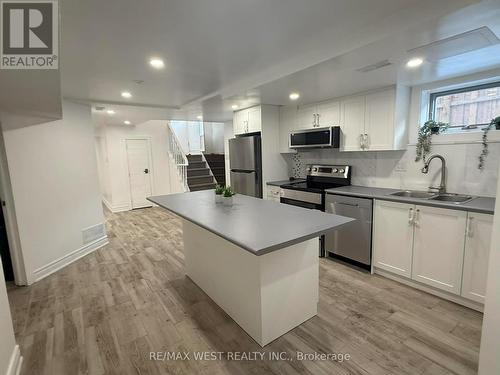 132 Meadowbank Road, Toronto, ON - Indoor Photo Showing Kitchen With Double Sink