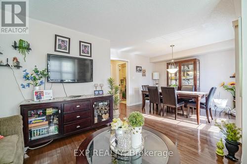 60 Deans Drive, Toronto, ON - Indoor