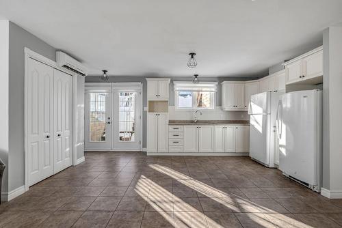Cuisine - 7305Z  - 7307Z Av. Des Faisans, Québec (Charlesbourg), QC - Indoor Photo Showing Kitchen
