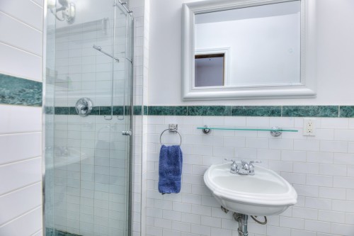 Salle de bains - 377  - 381 Av. Clarke, Westmount, QC - Indoor Photo Showing Bathroom