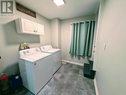 Laundry room - 153 Brock Street, Brantford, ON - Indoor Photo Showing Laundry Room