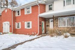 284 WESTCOURT PLACE  Waterloo, ON N2L 2R7