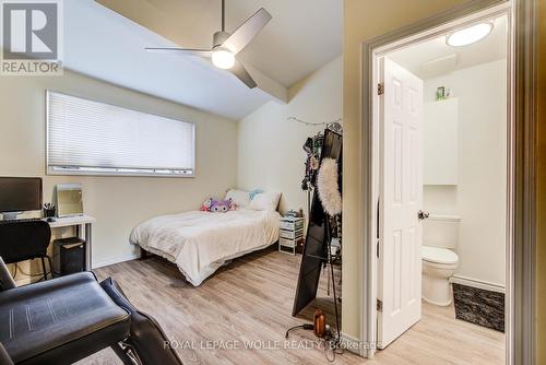 284 Westcourt Place, Waterloo, ON - Indoor Photo Showing Bedroom