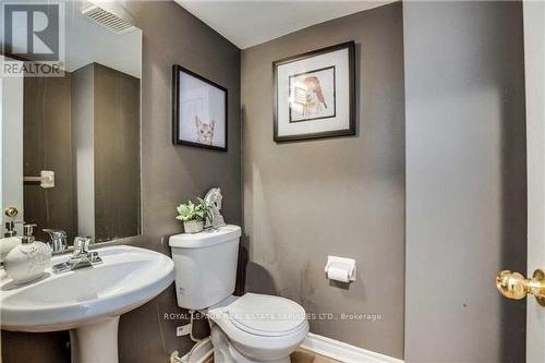 18 - 840 Dundas Street, Mississauga, ON - Indoor Photo Showing Bathroom