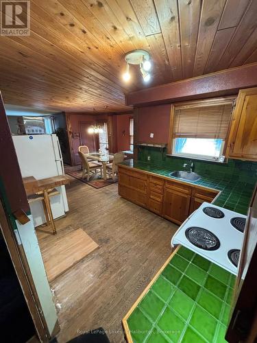 3 Anson Street, Minden Hills (Lutterworth), ON - Indoor Photo Showing Other Room