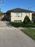 BSMNT - 22 PALOMA PLACE  Toronto, ON M1J 1P7