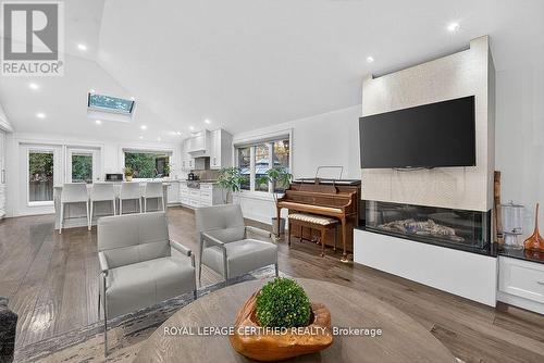 1188 Fair Birch Drive, Mississauga, ON - Indoor Photo Showing Living Room With Fireplace