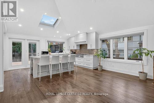 1188 Fair Birch Drive, Mississauga, ON - Indoor Photo Showing Kitchen With Upgraded Kitchen