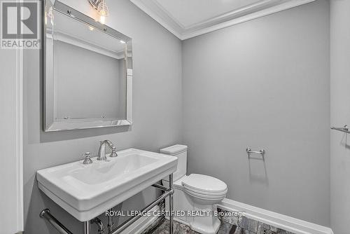 1188 Fair Birch Drive, Mississauga, ON - Indoor Photo Showing Bathroom