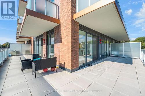 215 - 215 Lakeshore Road W, Mississauga, ON - Outdoor With Exterior