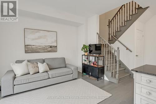 3966 Koenig Road, Burlington (Alton), ON - Indoor