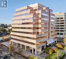 312 - 255 DUNCAN MILL ROAD  Toronto, ON M3B 3H9