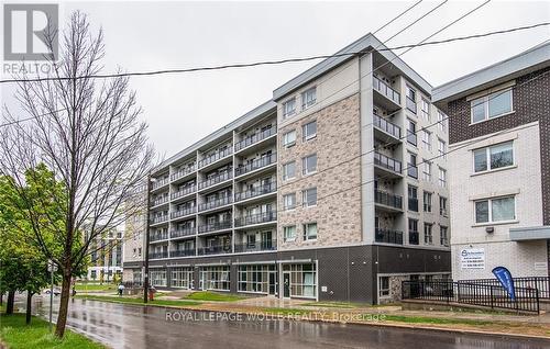 609F - 275 LARCH STREET  Waterloo, ON N2L 3R2