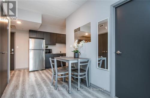 609F - 275 Larch Street, Waterloo, ON - Indoor