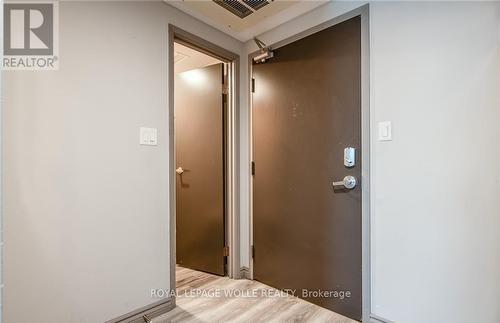 609F - 275 Larch Street, Waterloo, ON - Indoor