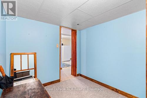 42 Lawler Drive, Grey Highlands, ON - Indoor Photo Showing Other Room