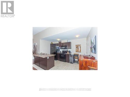 Kitchen - I - 100 Artesa Private, Ottawa, ON 