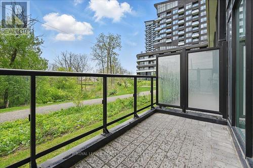 Set Against a Ravine Backdrop - 108 - 2489 Taunton Road, Oakville, ON - Outdoor