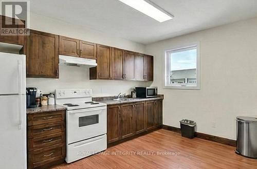 A4 - 2285 St Laurent Boulevard, Ottawa, ON 