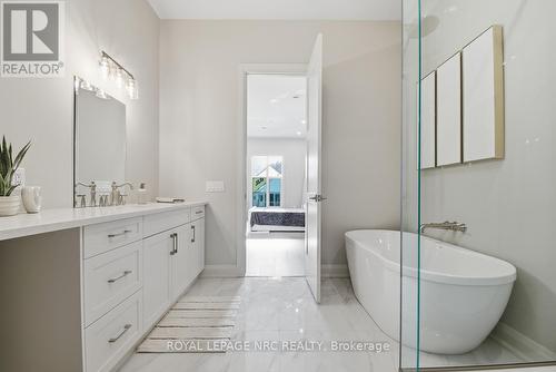 Model Suite 101 - 204 - 2 Arbourvale Common, St. Catharines (Glendale/Glenridge), ON - Indoor Photo Showing Bathroom
