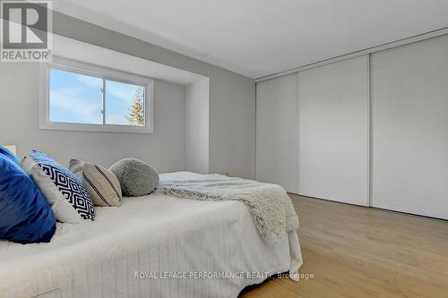 2603 Pimlico Crescent, Ottawa, ON - Indoor Photo Showing Bedroom