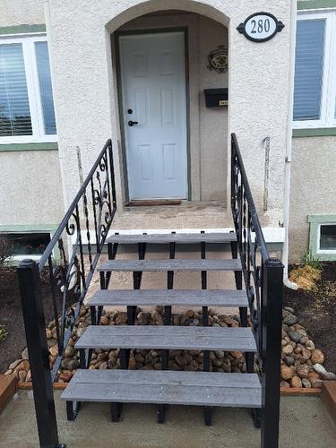 280 Mugford Road, Kelowna, BC - Outdoor