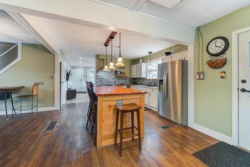 280 Mugford Road, Kelowna, BC - Indoor Photo Showing Other Room