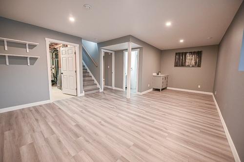 4866 Emerald Avenue, Canal Flats, BC - Indoor Photo Showing Other Room