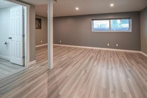 4866 Emerald Avenue, Canal Flats, BC - Indoor Photo Showing Other Room