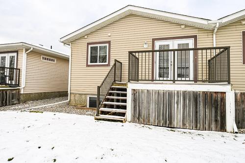 4866 Emerald Avenue, Canal Flats, BC - Outdoor With Exterior