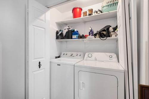 Salle de bains - 1250  - 1254 Rue Lincoln, Sherbrooke (Les Nations), QC - Indoor Photo Showing Laundry Room