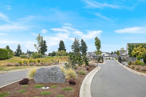 124-1444 Crown Isle Dr, Courtenay, BC 