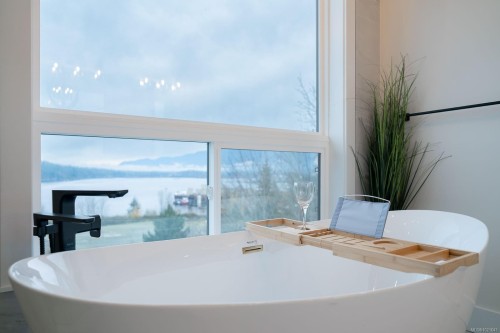 2195 Mallory Dr, Port Alberni, BC 