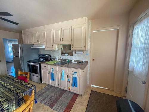 Dwelling - 1605  - 1607 Rue Comtois, Trois-Rivières, QC - Indoor Photo Showing Kitchen