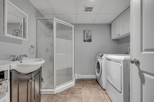 Salle de bains - 900 Ch. St-Edmond, Stoneham-Et-Tewkesbury, QC - Indoor Photo Showing Laundry Room