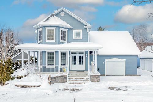 Frontage - 10 Rue De La Pointe-Aux-Bleuets, Fossambault-Sur-Le-Lac, QC - Outdoor